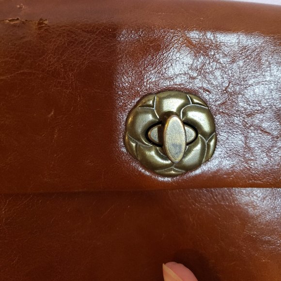 Vintage Style Forever 21 Crossbody Bag 🎉 - Picture 3 of 9